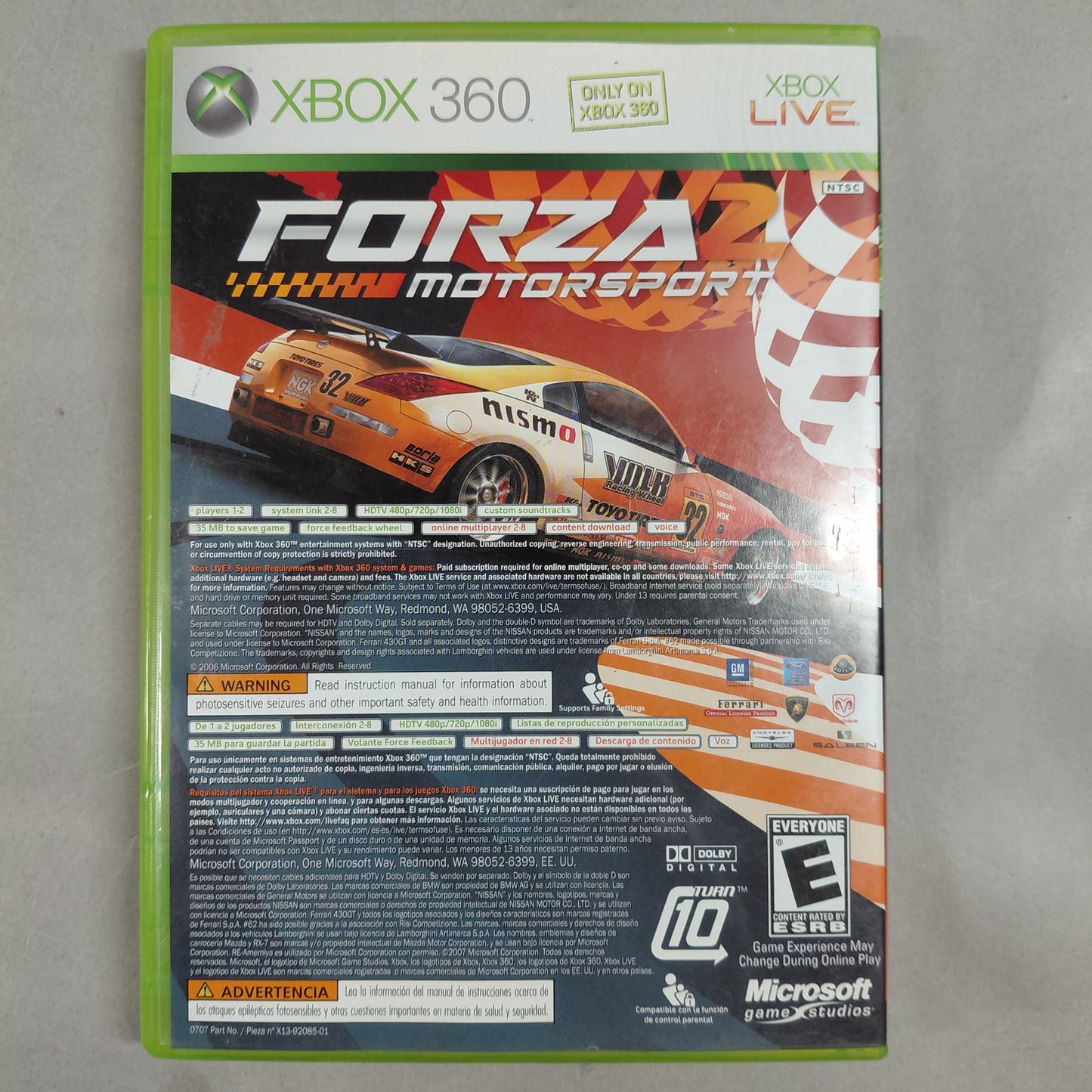 Microsoft Xbox 360 S 4GB Black 1439 W/3 Games