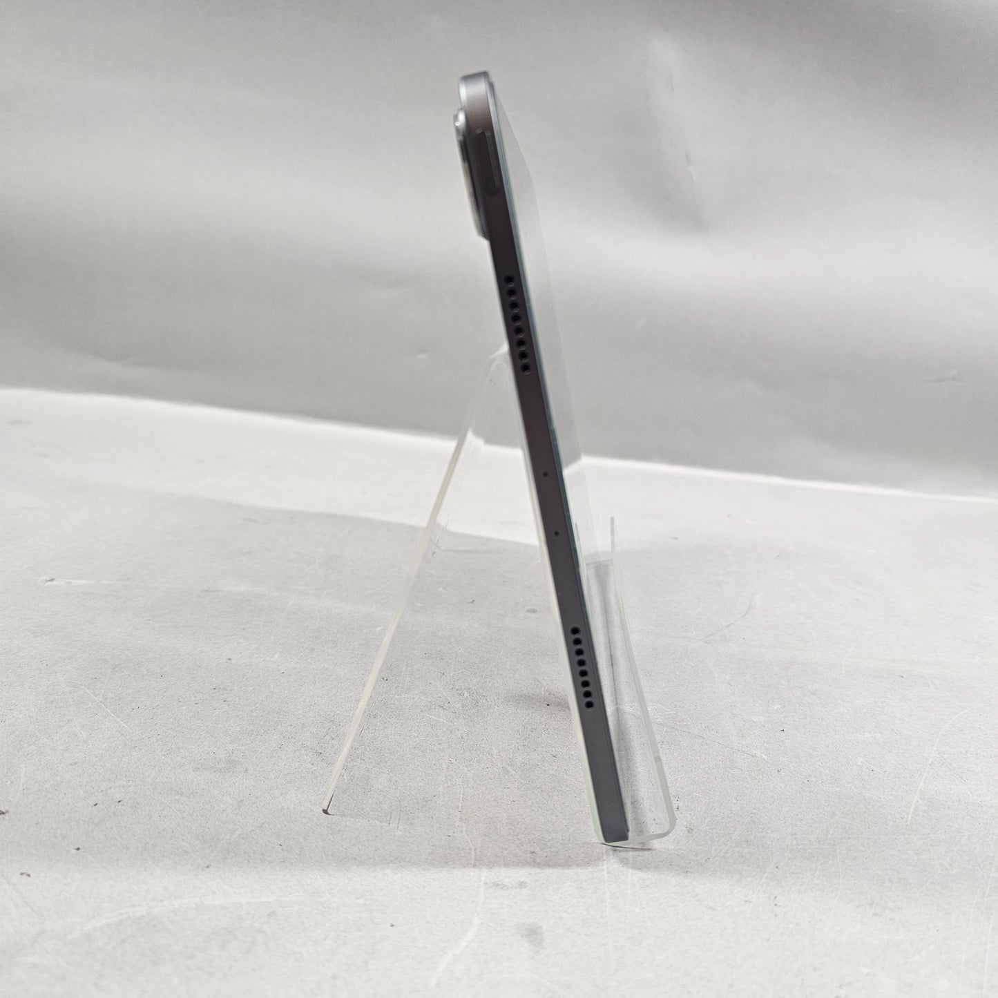 WiFi Only Apple iPad Pro 11" 3rd Gen 128GB Space Gray MHQR3LL/A