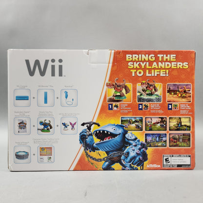 Nintendo Wii Skylander Giants Bundle Video Game Console RVL-101 Aqua Blue