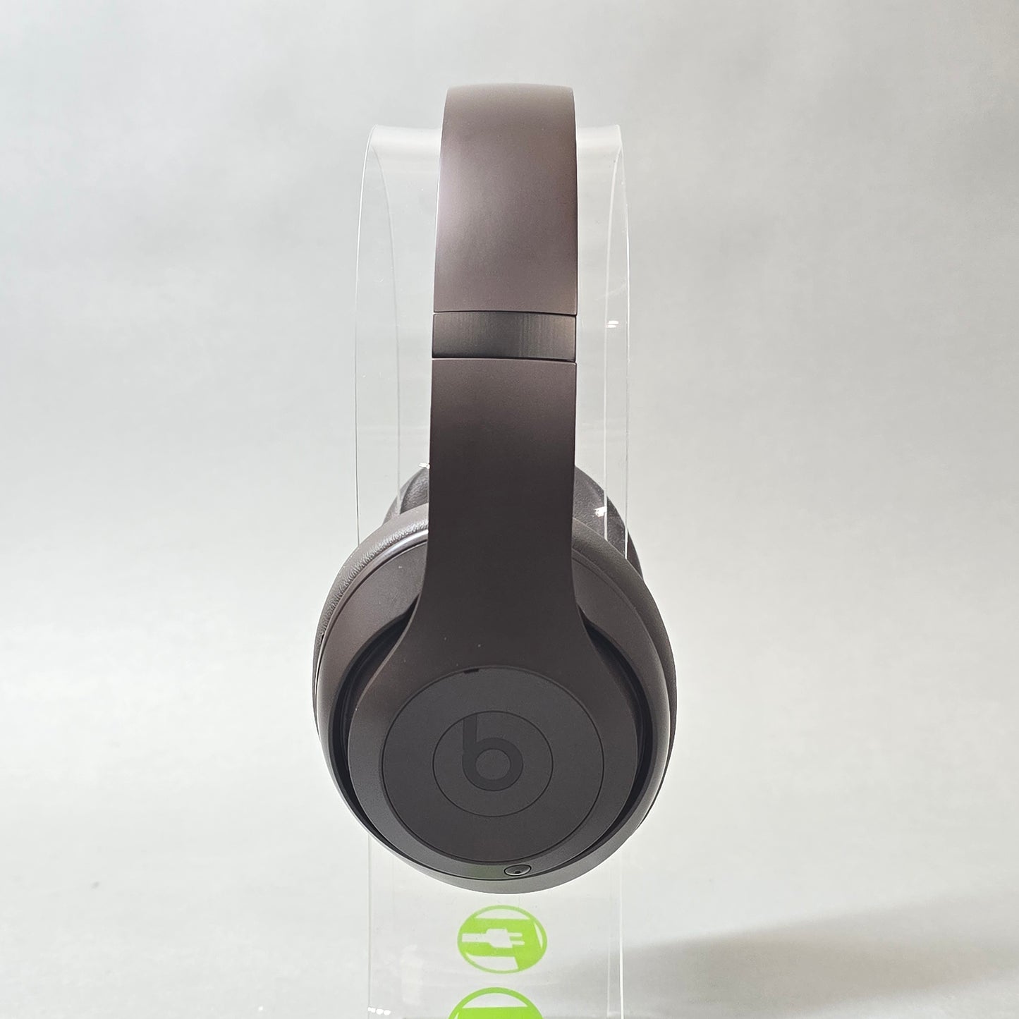 Beats Studio Pro Wireless Over-Ear Bluetooth Headphones Deep Brown MQTT3LL/A