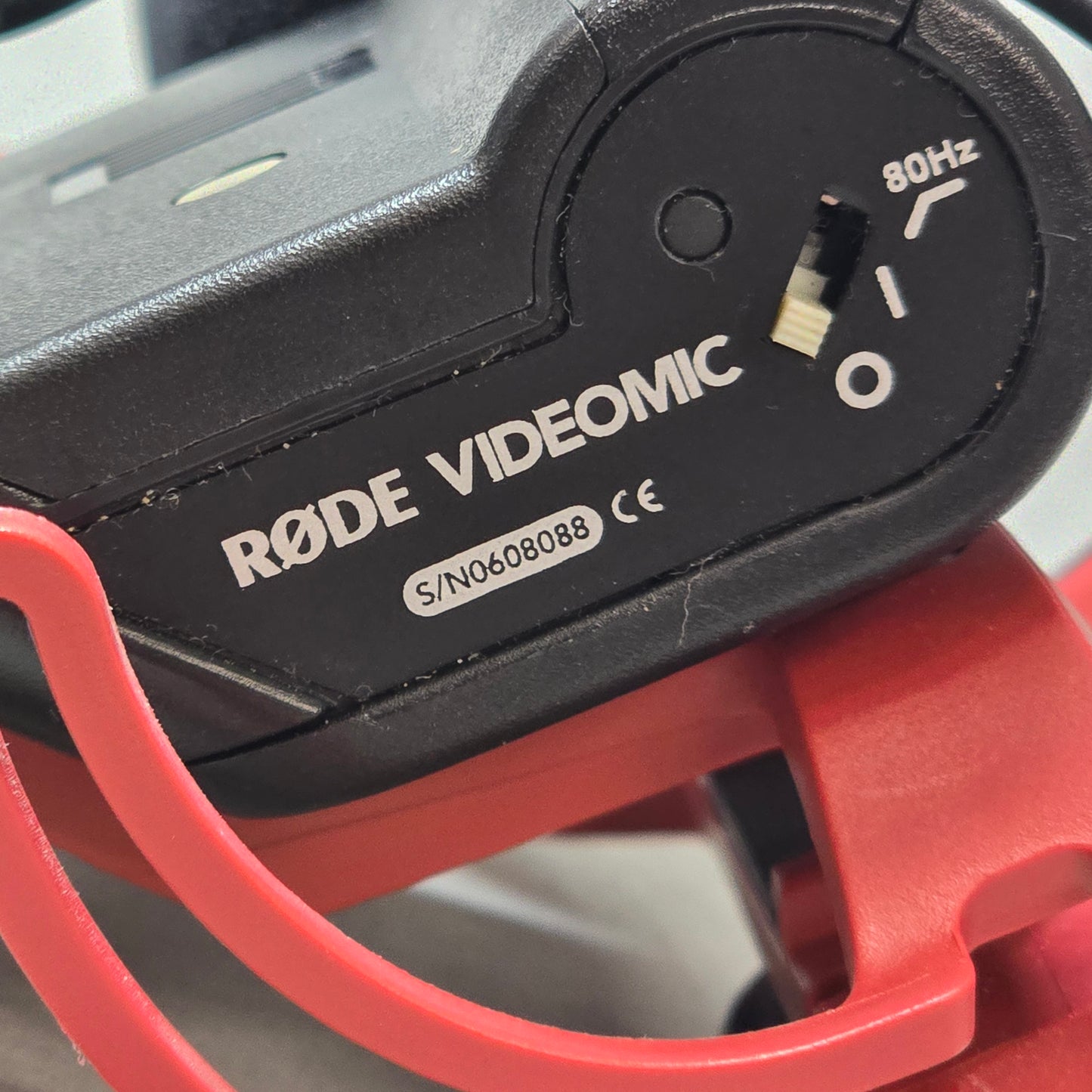 Rode VideoMic 40 Hz - 20 kHz Shotgun Microphone with Rycote Lyre Shock Mounting