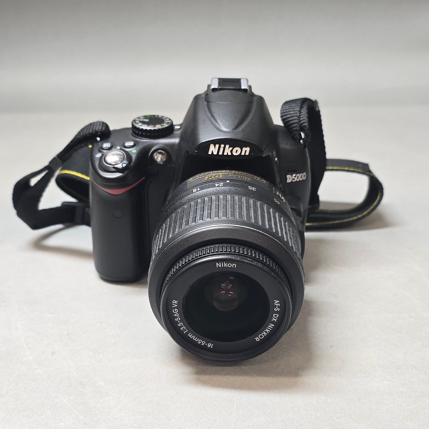 Nikon D5000 12.3MP DSLR Camera