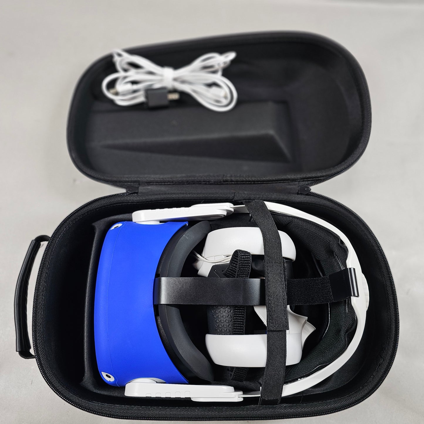 Meta Quest 2 128GB Standalone All-in-One VR Headset KW49CM