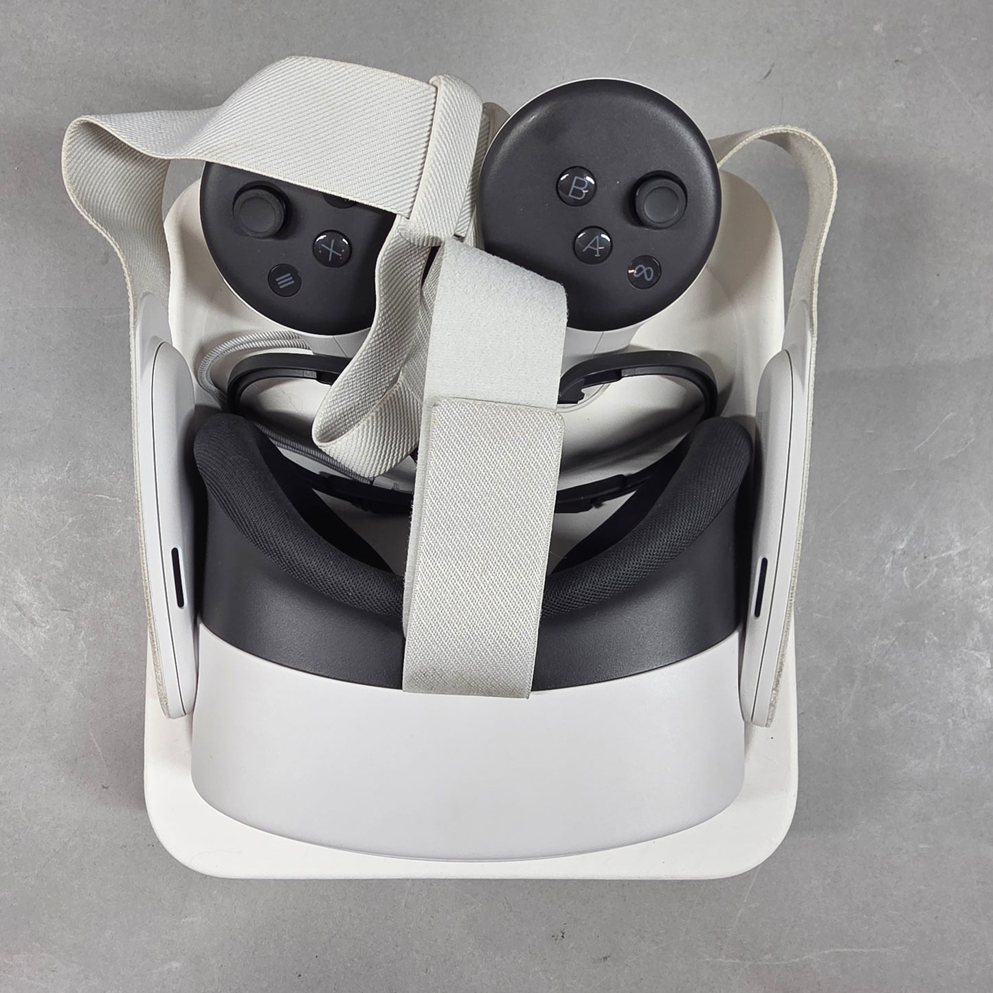 Meta Quest 3S 128GB Standalone All-in-One VR Headset